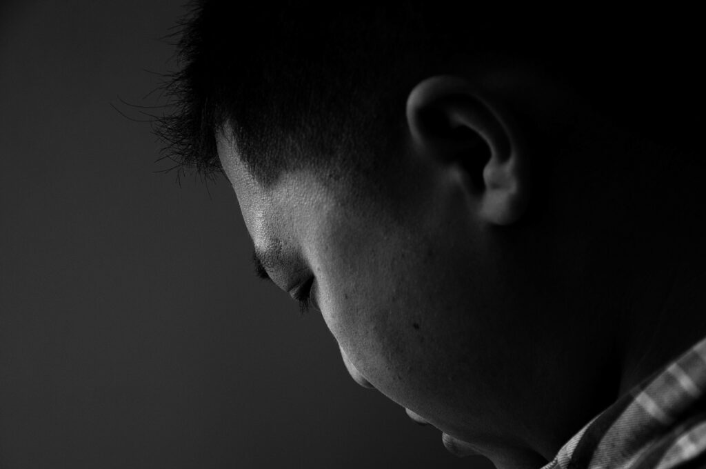 Phobie d’impulsion et pensées intrusives dans le trouble obsessionnel compulsif (TOC)